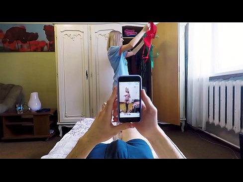❤️ 继妹在妈妈回家前让弟弟射精 Porn video
