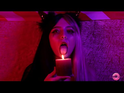 ❤️ 性感魅魔的激情口交，嘴上的满足感 Porn video